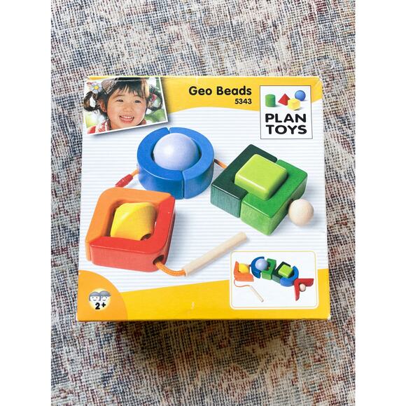 Plan Toys Geo Lacing Beads Set - Picture 1 of 2